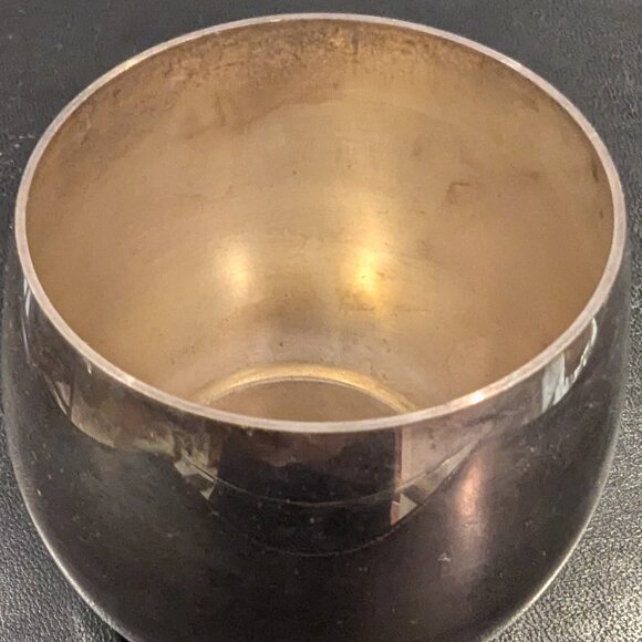 Vintage WM A Rogers (Oneida Ltd) tumble cups - Picture 4 of 6